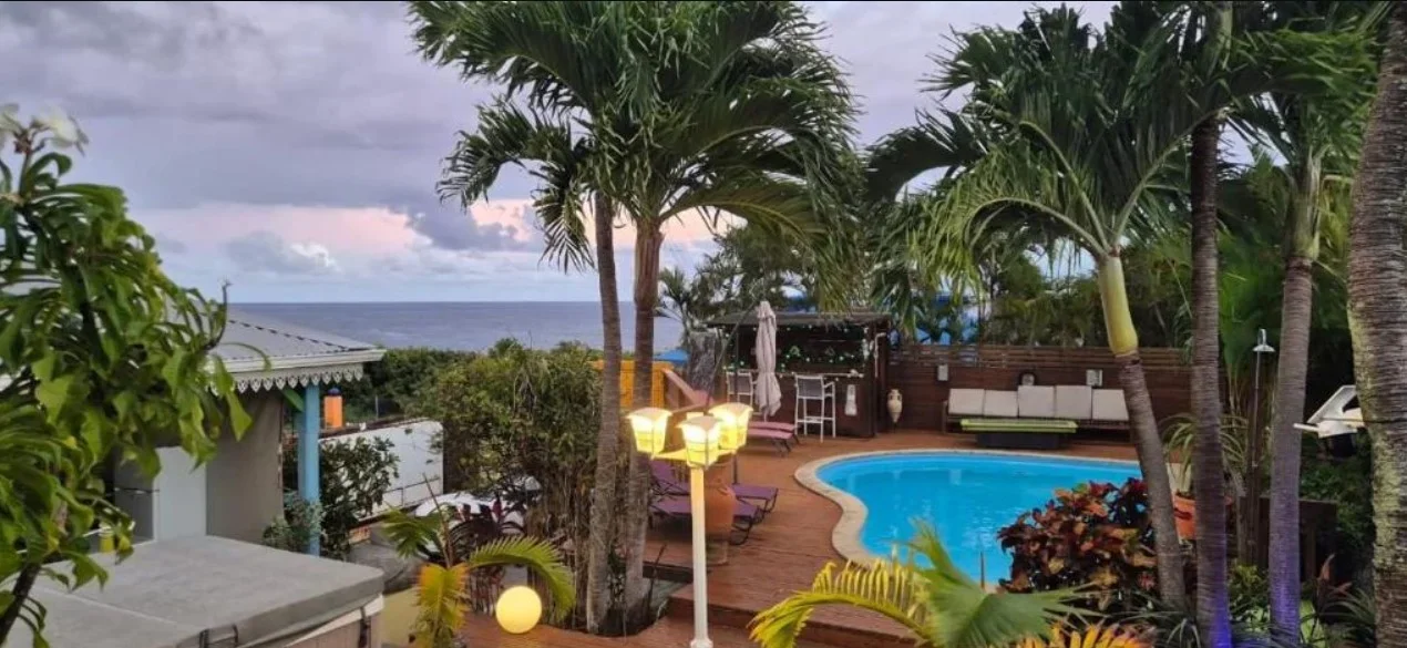 Bungalow Caraïbes – Location de gites pour 2 personnes à Sainte-Anne (Guadeloupe)